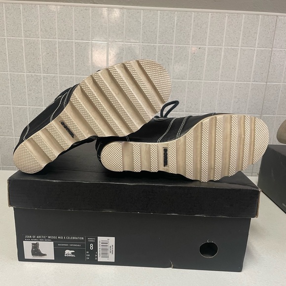 Sorel Joan of Arctic Wedge Mid X Celebration Black Boot Size 8 - Picture 6 of 9